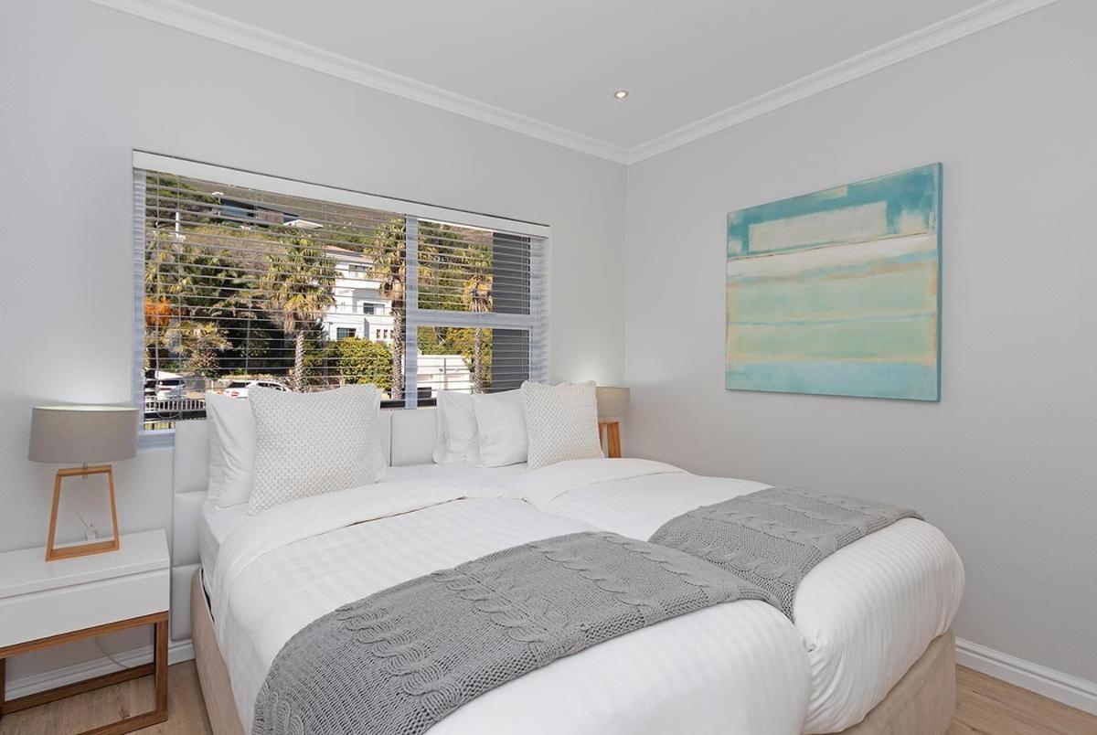 Stunning Sea View Apartment - Camps Bay Cape Town Exterior foto