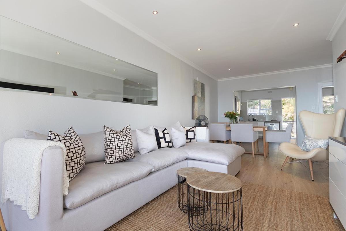 Stunning Sea View Apartment - Camps Bay Cape Town Exterior foto